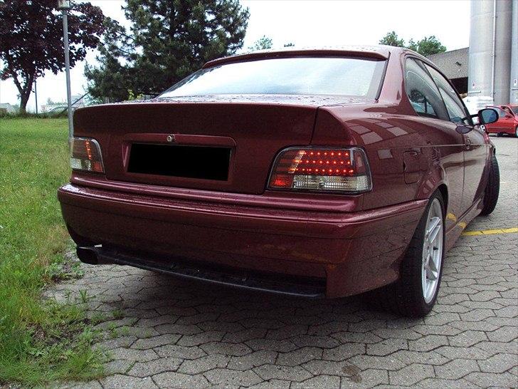 BMW 325i coupe billede 8