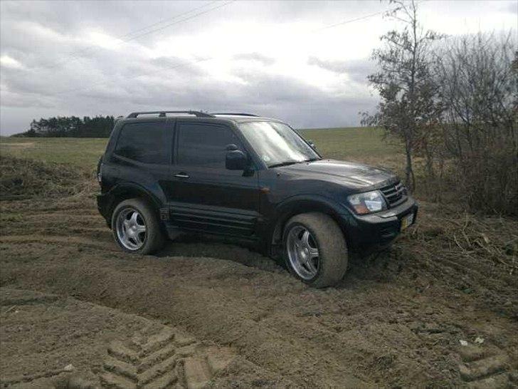 Mitsubishi Grand Pajero billede 3