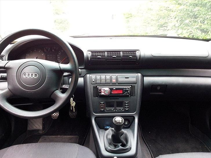 Audi A4 1,8 20VT - Med 3D carbon Folie billede 13