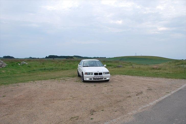 BMW E36 320i *White gangster* billede 2