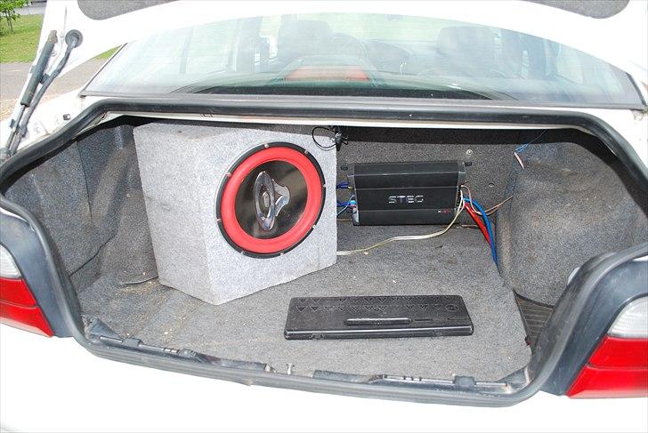 BMW E36 320i *White gangster* billede 6