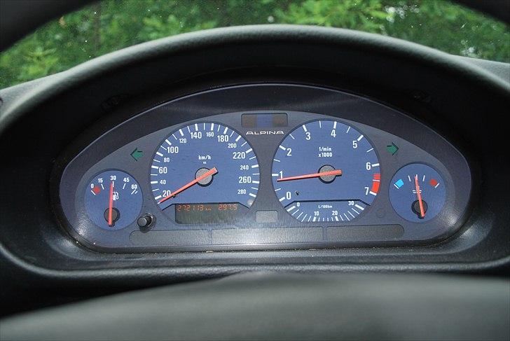 BMW E36 320i *White gangster* billede 8