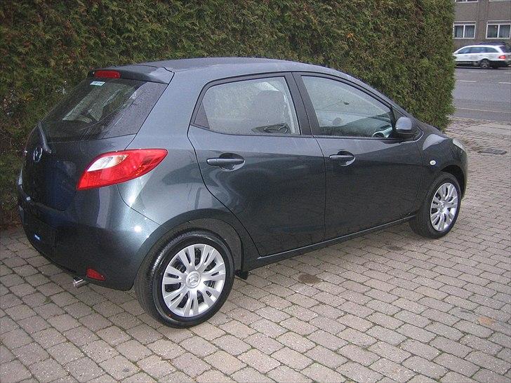 Mazda 2 Advance (solgt) - Sådan så bilen ud da jeg hentede den hos forhandleren.  billede 20