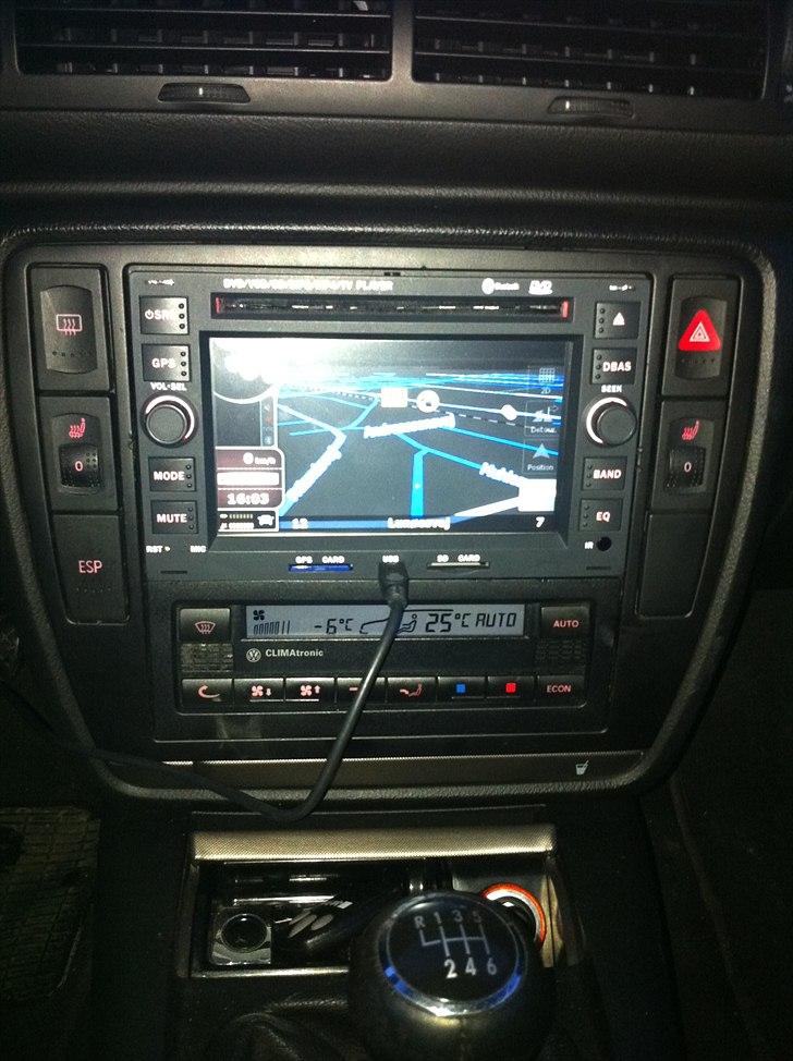 VW Passat 3BG TDI  SOLGT billede 6