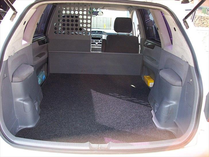 Toyota sportsvan billede 2