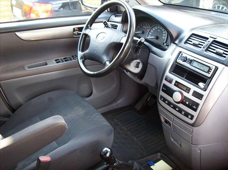 Toyota sportsvan billede 3