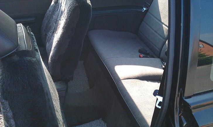 Mazda 323 lx *SOLGT* billede 7