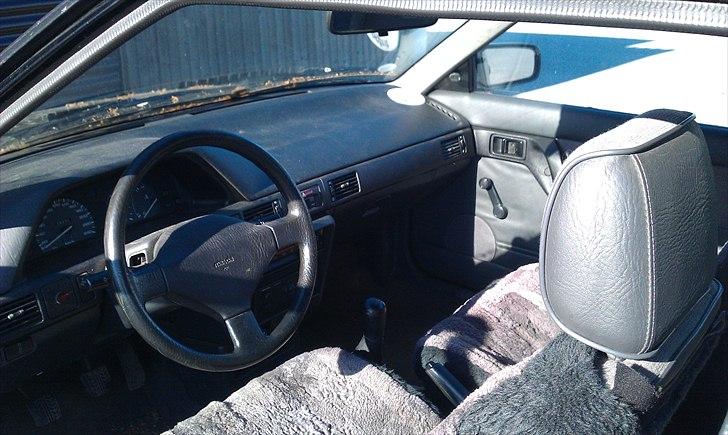 Mazda 323 lx *SOLGT* billede 11