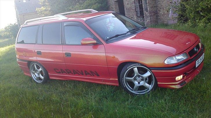 Opel astra caravan solgt billede 7