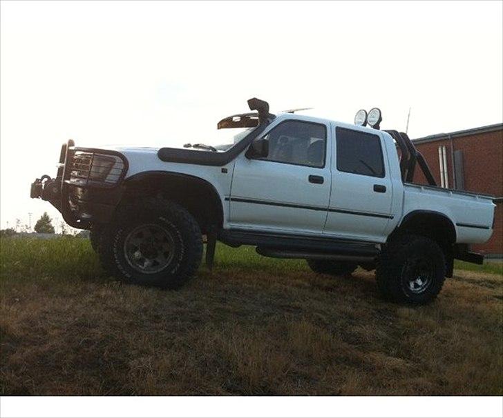 Toyota Hilux LN 105 Dobbel Cab billede 6