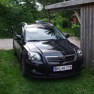 Toyota Avensis 2.0 D-4D SOL st.car