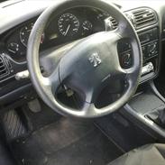 Peugeot 406