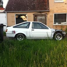 Toyota Corolla Coupe AE86