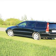 Volvo V70 T5