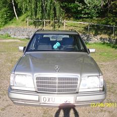 Mercedes Benz 220 TE