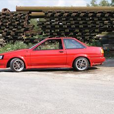 Toyota Corolla GTS Coupe