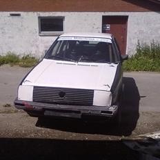 VW Golf 2 (folkeracer)..