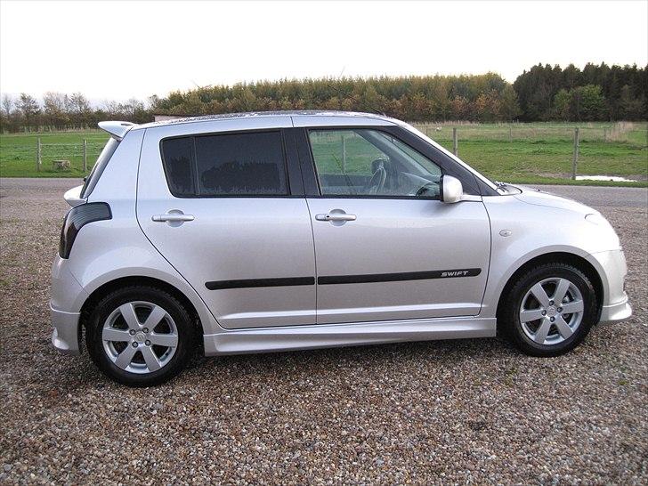 Suzuki Swift 1,3 GLX billede 6