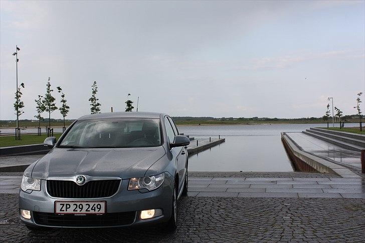 Skoda Superb 1,9 TDI GreenLine - Solgt! billede 2