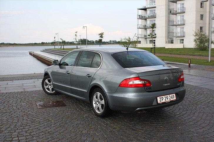 Skoda Superb 1,9 TDI GreenLine - Solgt! billede 4
