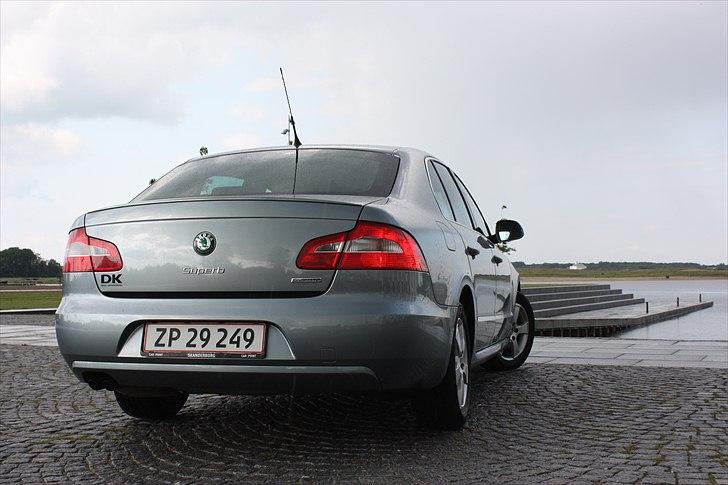 Skoda Superb 1,9 TDI GreenLine - Solgt! billede 5