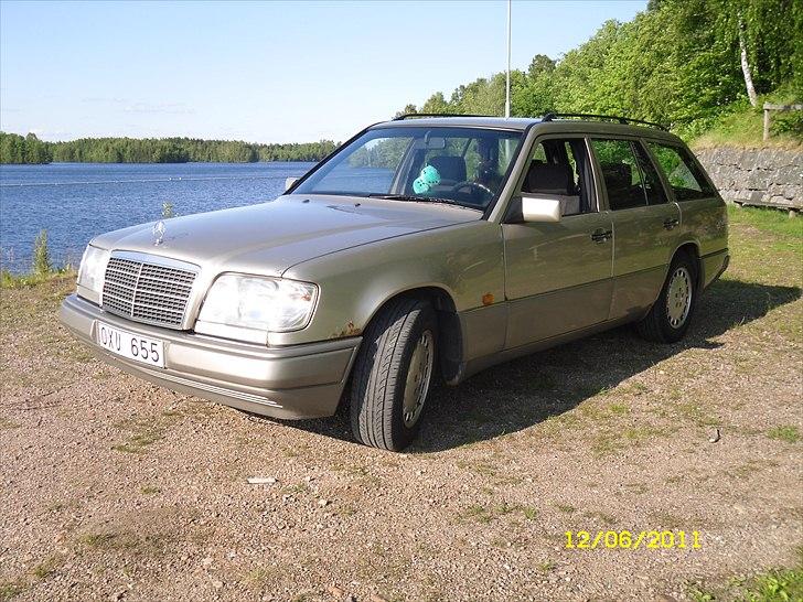 Mercedes Benz 220 TE billede 1