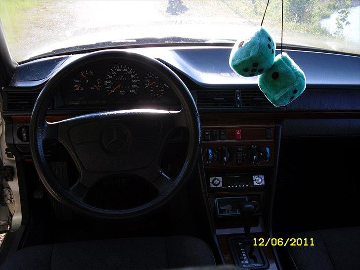 Mercedes Benz 220 TE billede 3