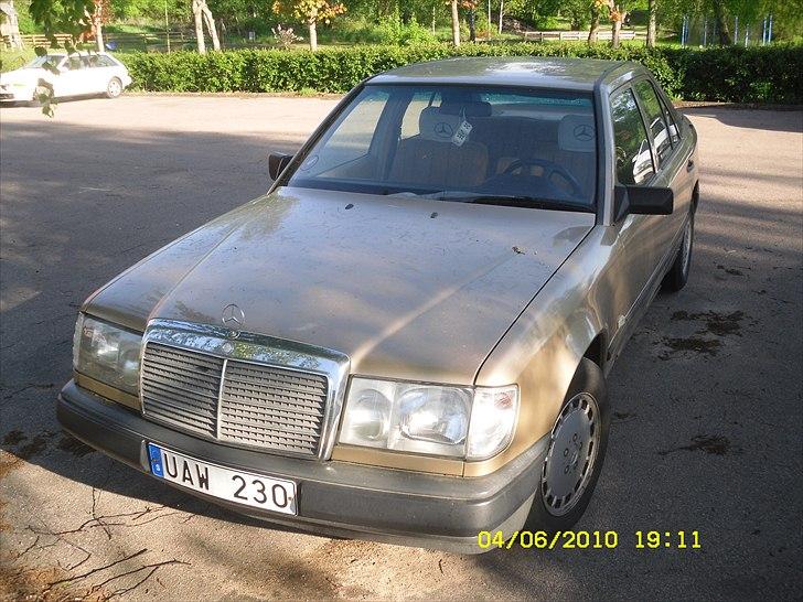 Mercedes Benz 260 E billede 12