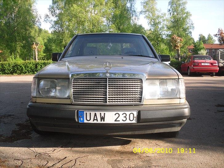Mercedes Benz 260 E billede 14