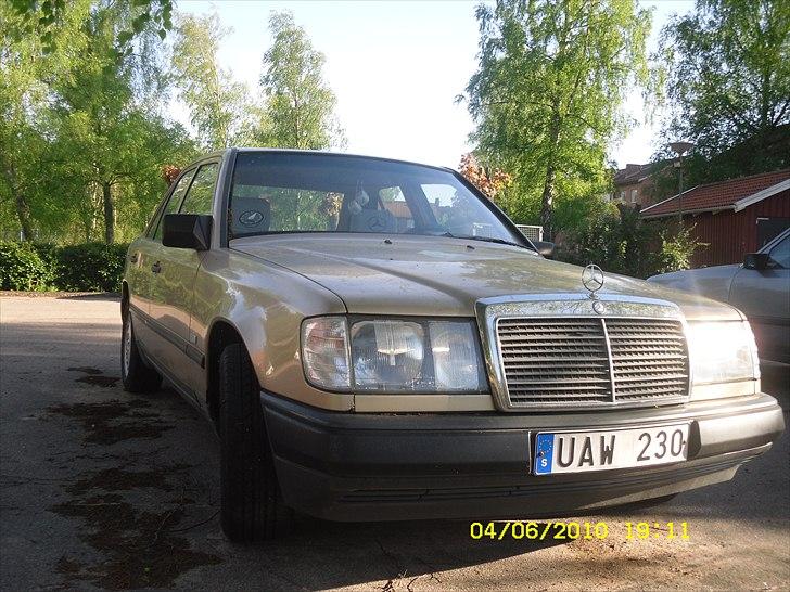 Mercedes Benz 260 E billede 17
