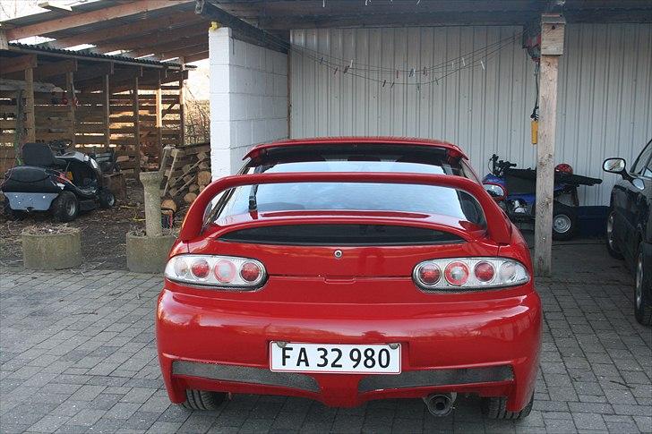 Mazda Mx3 DOHC SOLGT - Skal have sat nogle andre baglygter i. billede 3