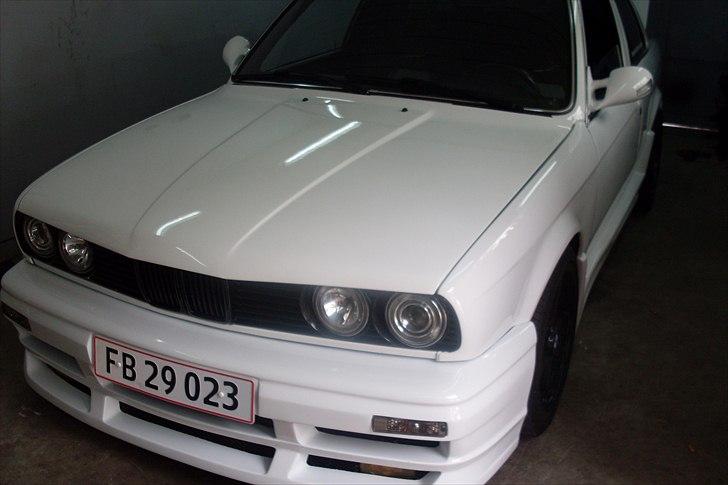 BMW E30 320i solgt billede 2