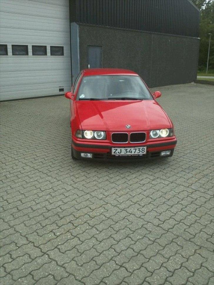 BMW E36 320i billede 6