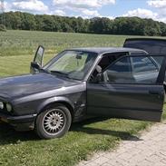 BMW 325i  Coupe (Solgt)