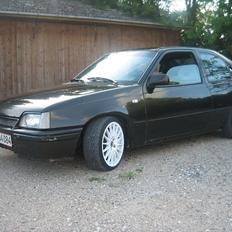 Opel kadett GSI 16V