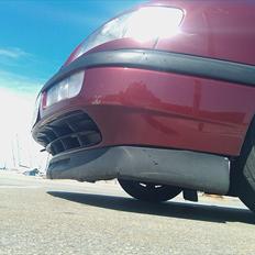 VW passat 35i B4 SKROTTET