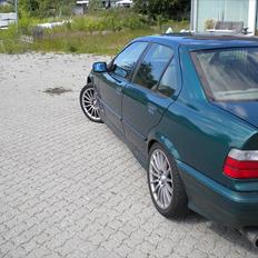 BMW E36 320i 24v