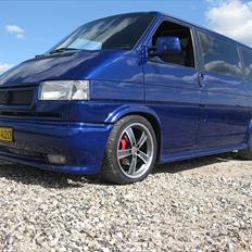VW Transporter 2,5 tdi allrounder
