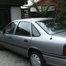 Opel vectra a 2.0i