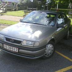 Opel vectra a 2.0i