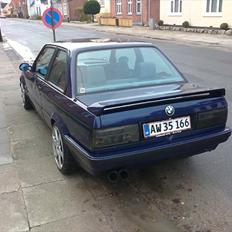 BMW E30 323/325