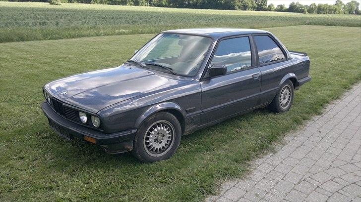 BMW 325i  Coupe (Solgt) billede 1