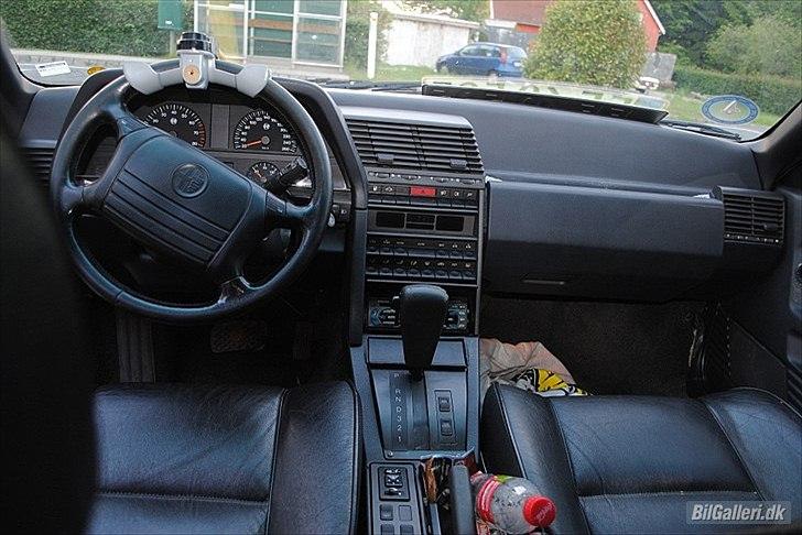 Alfa Romeo 164 3,0 v6 24v PininFarina solgt - set fra bagsædet billede 7