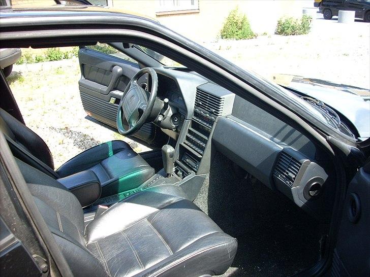 Alfa Romeo 164 3,0 v6 24v PininFarina solgt - set fra passegere siden  billede 10