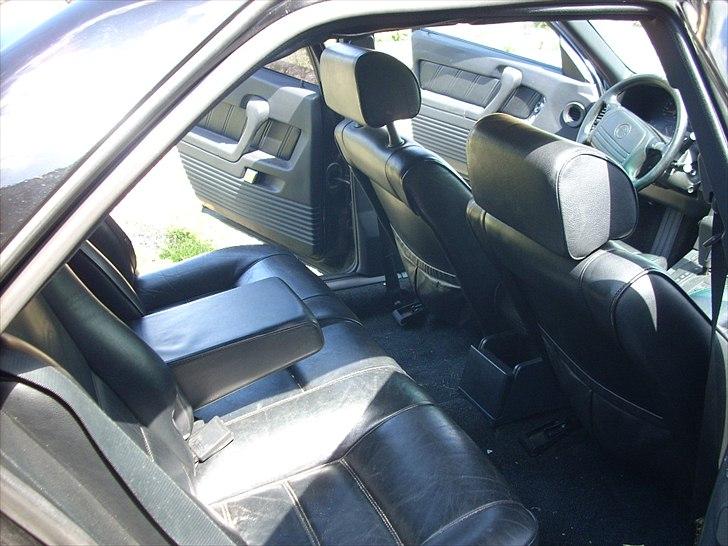 Alfa Romeo 164 3,0 v6 24v PininFarina solgt - bagsade fra venstre passagere siden billede 12