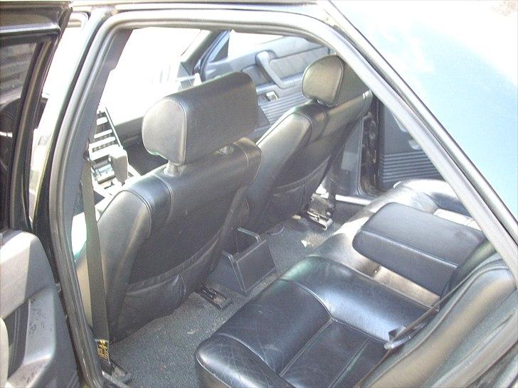 Alfa Romeo 164 3,0 v6 24v PininFarina solgt - bagsade fra venstre passagere siden billede 15