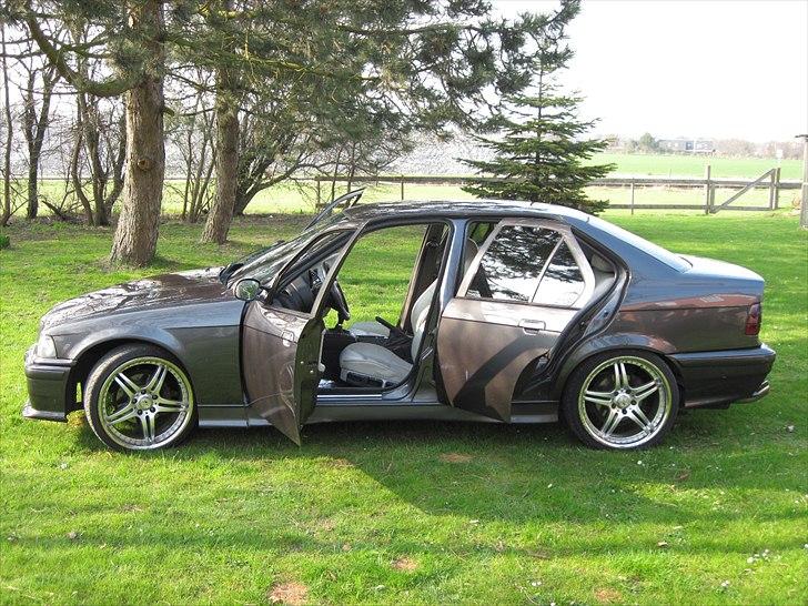 BMW 318i E36 - Solgt billede 11