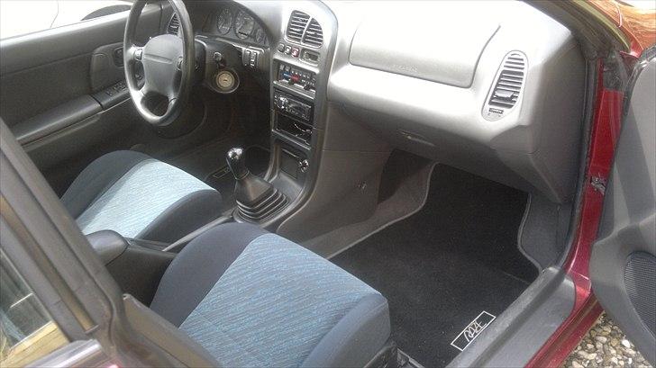 Mazda 323 F BA [SOLGT] billede 7
