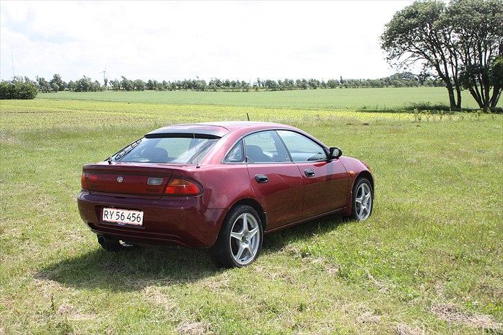 Mazda 323 F BA [SOLGT] billede 6