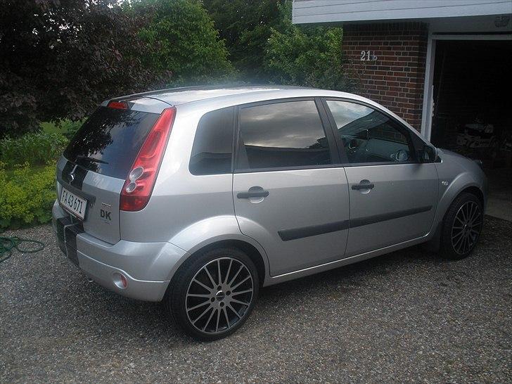 Ford Fiesta 1.6 TDCi billede 1